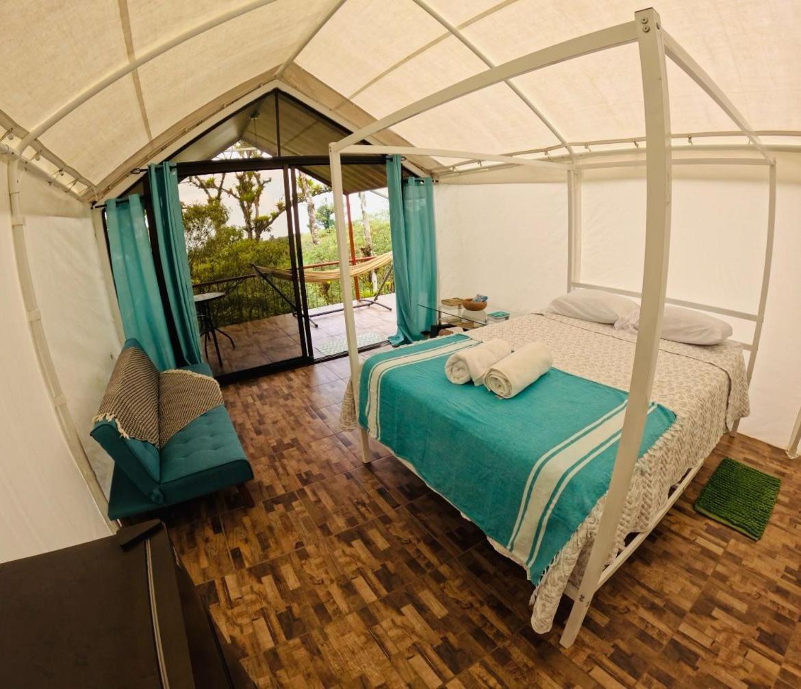 Garza Del Sol Glamping Rio Celeste Buganvilia Buitenkant foto